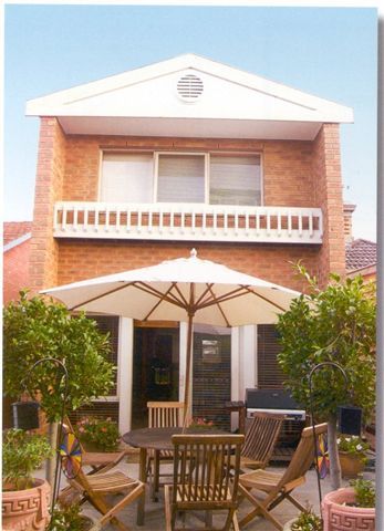 29 Andrew St, Windsor, VIC 3181
