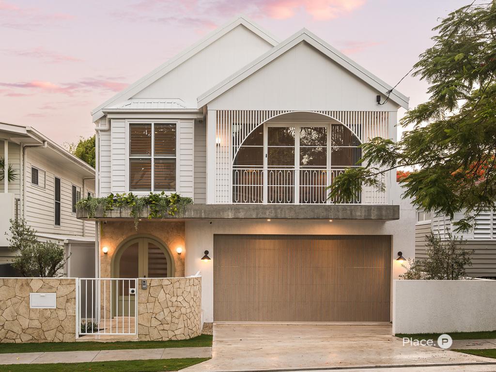 51 DUKE ST, BULIMBA, QLD 4171