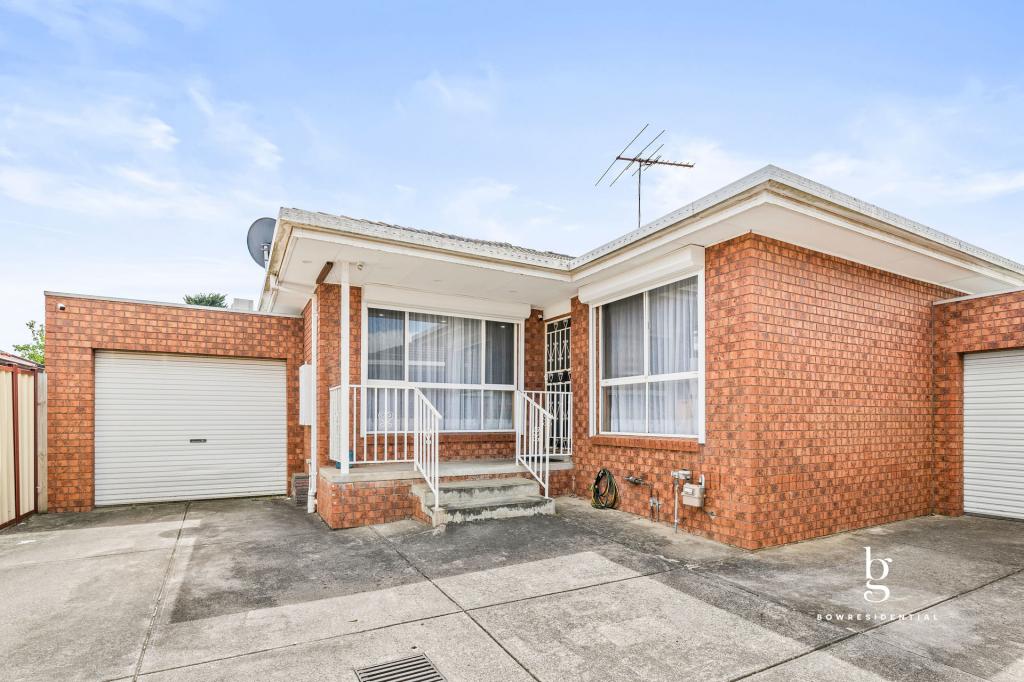 2/60 Mitchell Cres, Meadow Heights, VIC 3048