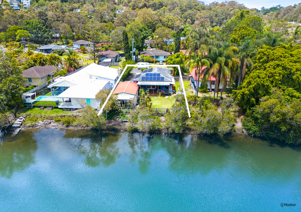 13 Reynton St, Currumbin Waters, QLD 4223