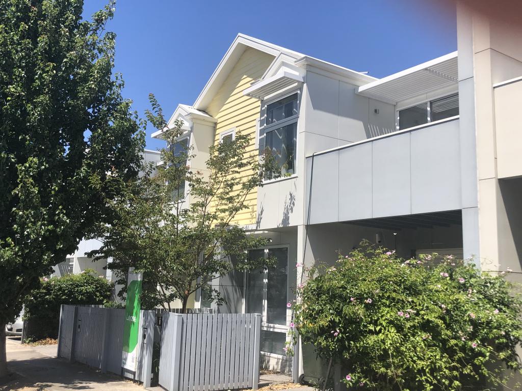 9b Collins St, Geelong West, VIC 3218