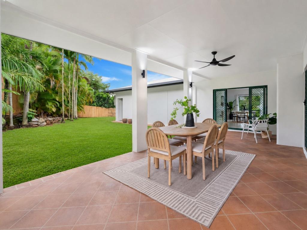 11 Kensington Cl, Mount Sheridan, QLD 4868