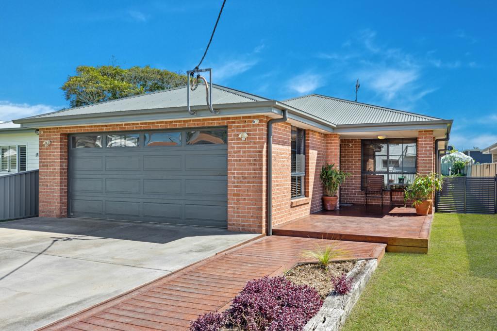 11 Nelson St, Umina Beach, NSW 2257