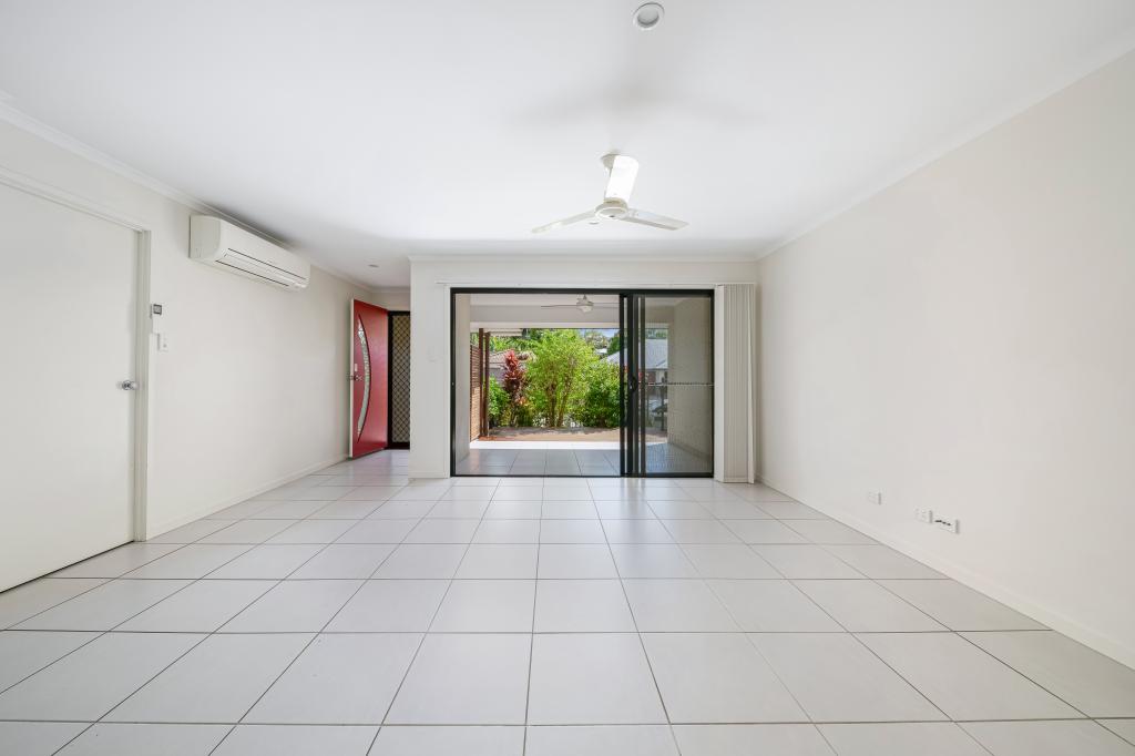 1/1 Crows Ash Pl, Kuluin, QLD 4558