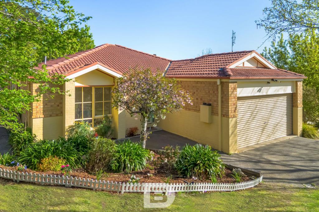 32 Corinella Rd, Woodend, VIC 3442
