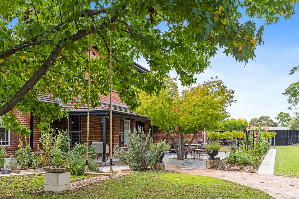 6 Cedar Ave, Mudgee, NSW 2850