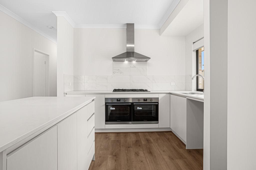 166 Quartermaine Bvd, Mandogalup, WA 6167