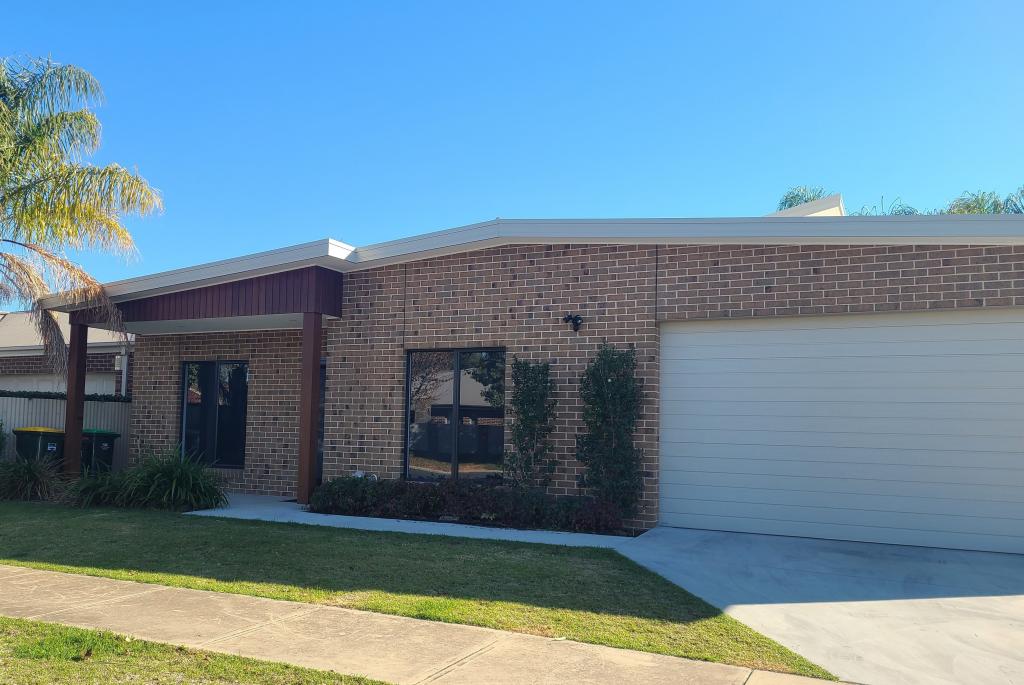 34A PORTER ST, MOAMA, NSW 2731