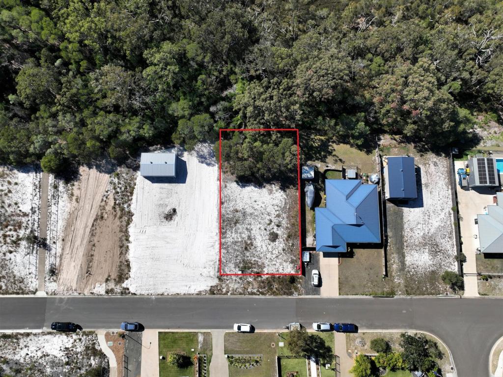 31 Ocean View Dr, Woodgate, QLD 4660