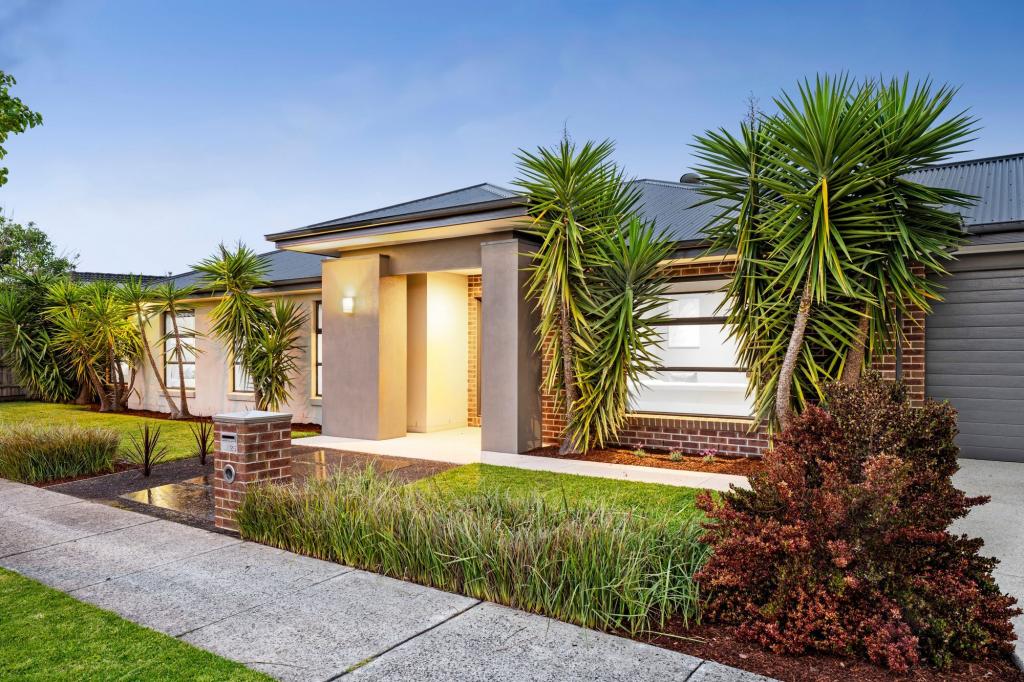 25 Campaspe St, Clyde North, VIC 3978