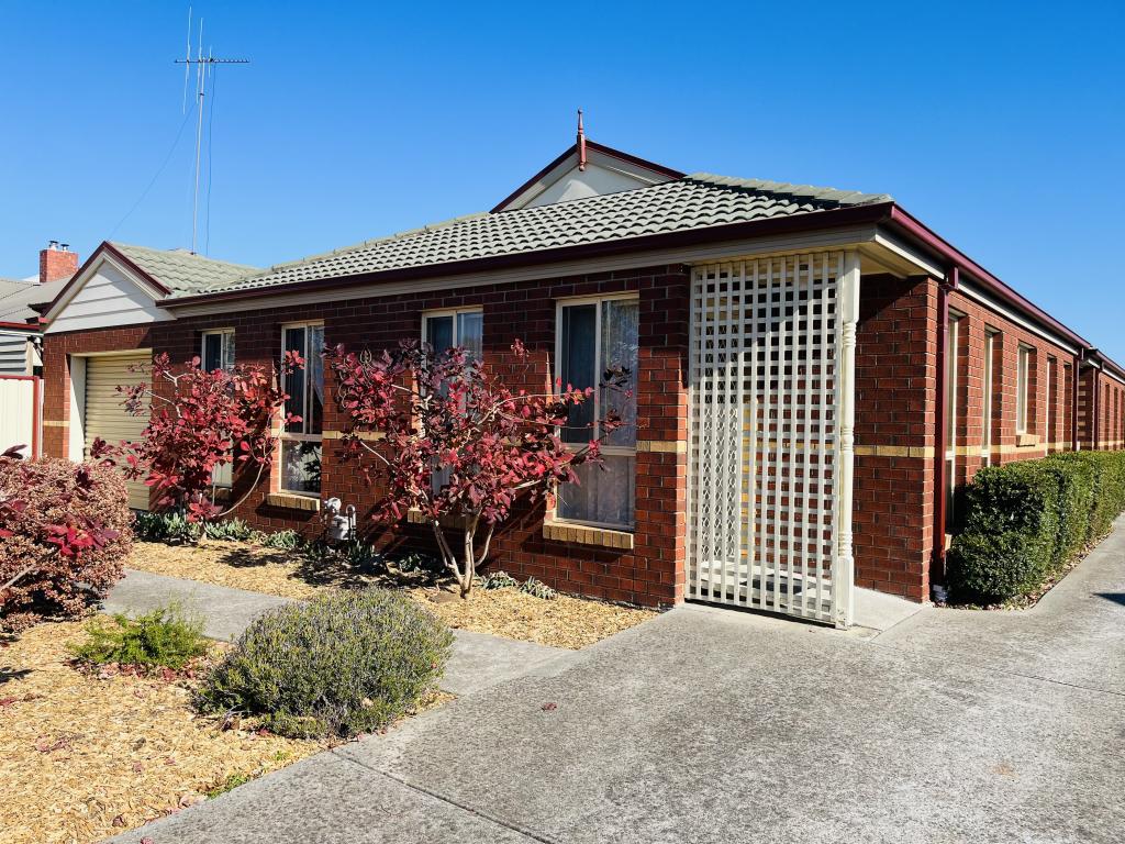 1/11 Ferguson St, Kyneton, VIC 3444