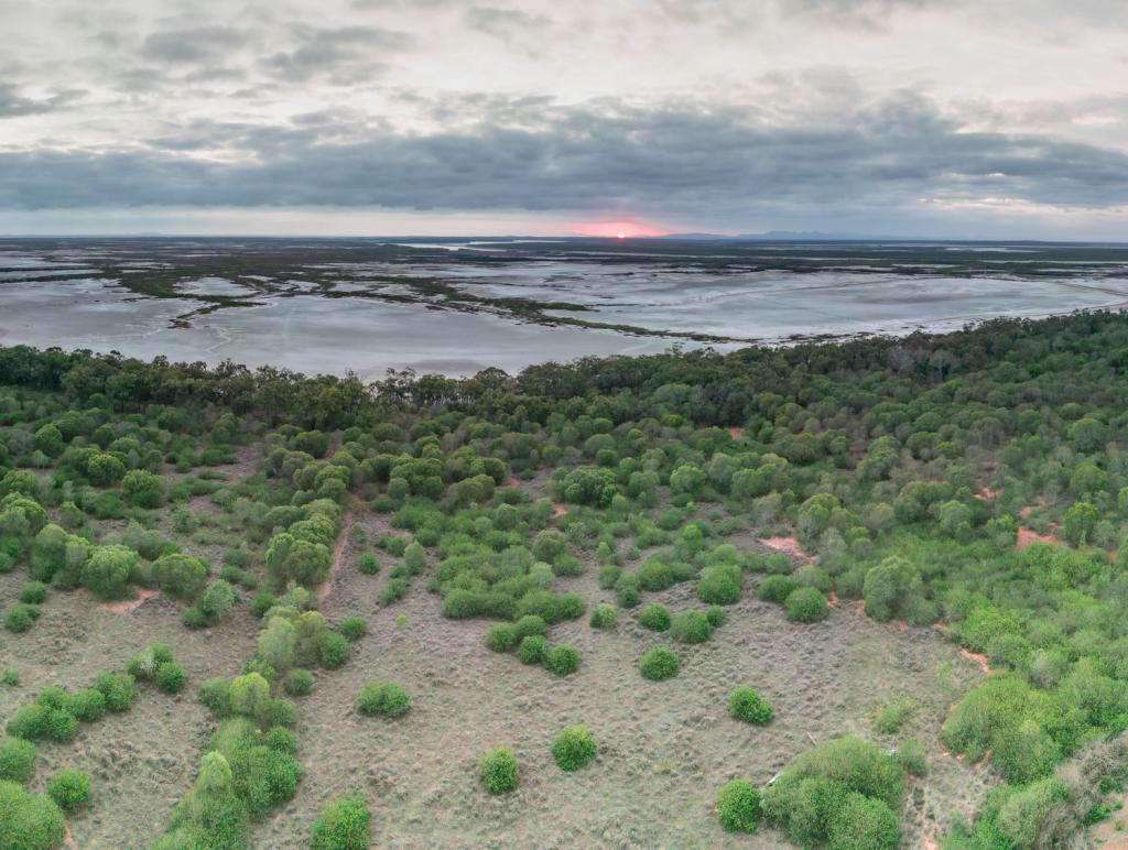 281 Hausens Rd, St Lawrence, QLD 4707