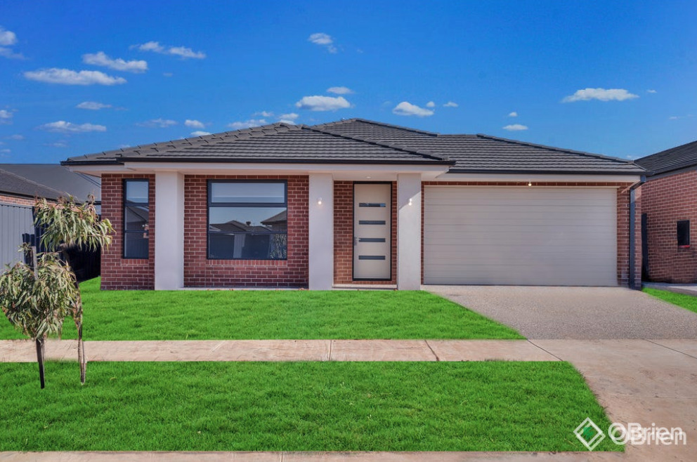 3 CLANCY RD, WEIR VIEWS, VIC 3338
