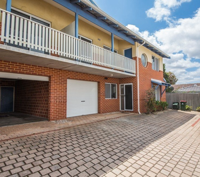 4/163 Lawley St, Yokine, WA 6060