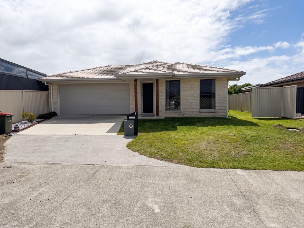 8 Eel Pl, Bongaree, QLD 4507