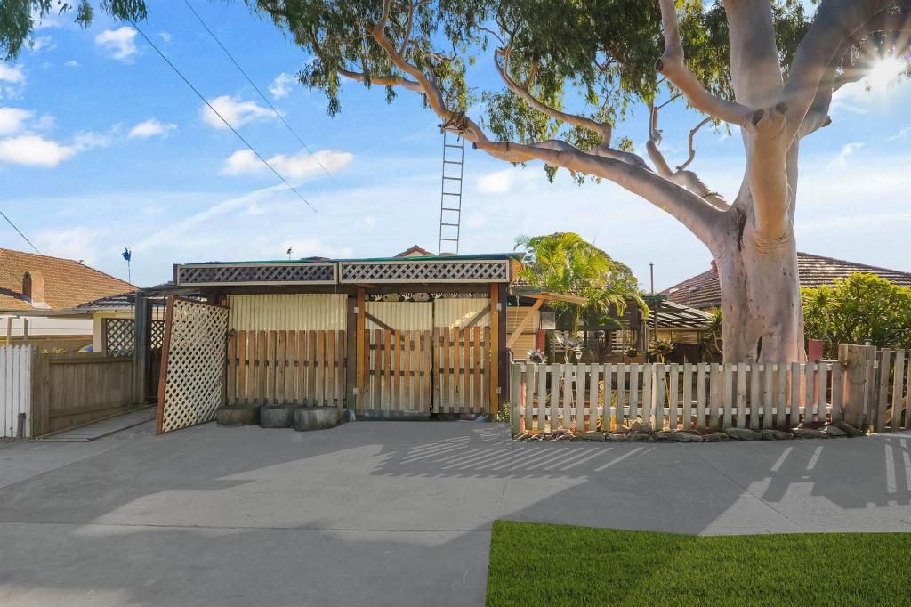 84 Auburn Rd, Birrong, NSW 2143