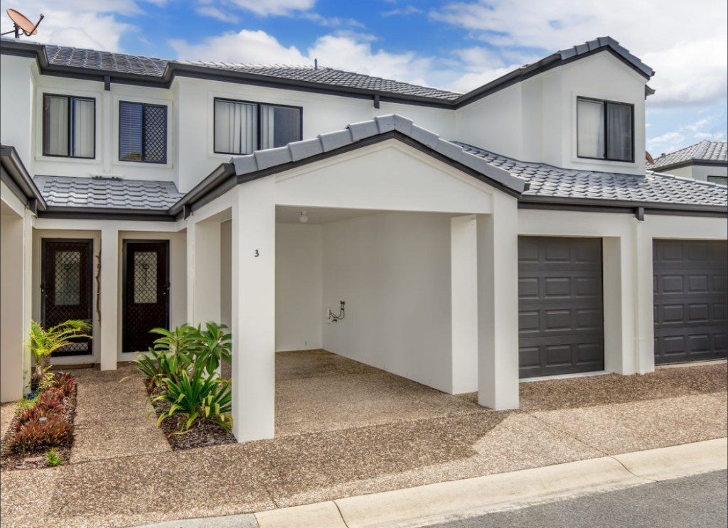 3/2 CONCORD CCT, ROBINA, QLD 4226