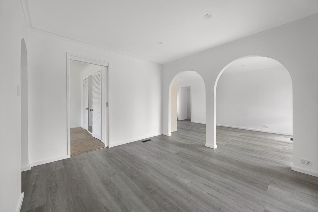 17 Lawson Rd, Melton South, VIC 3338