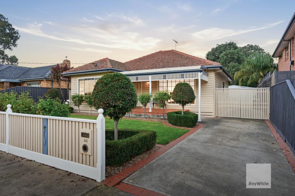 48 HENLEY ST, PASCOE VALE SOUTH, VIC 3044