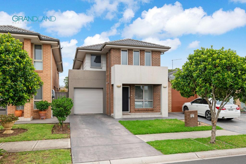 12 Bird Walton Ave, Middleton Grange, NSW 2171