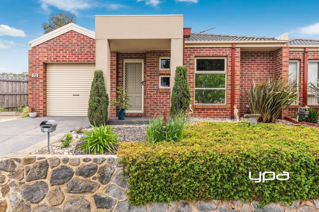 72 DAVENPORT DR, SUNBURY, VIC 3429