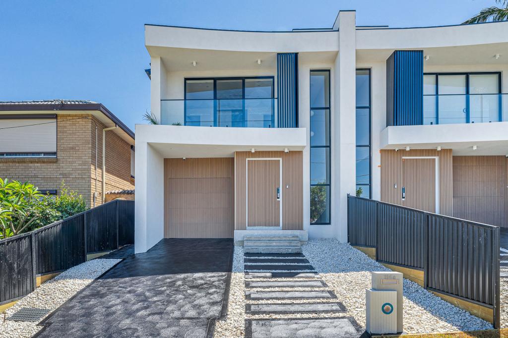 114 JOHNSTON RD, BASS HILL, NSW 2197