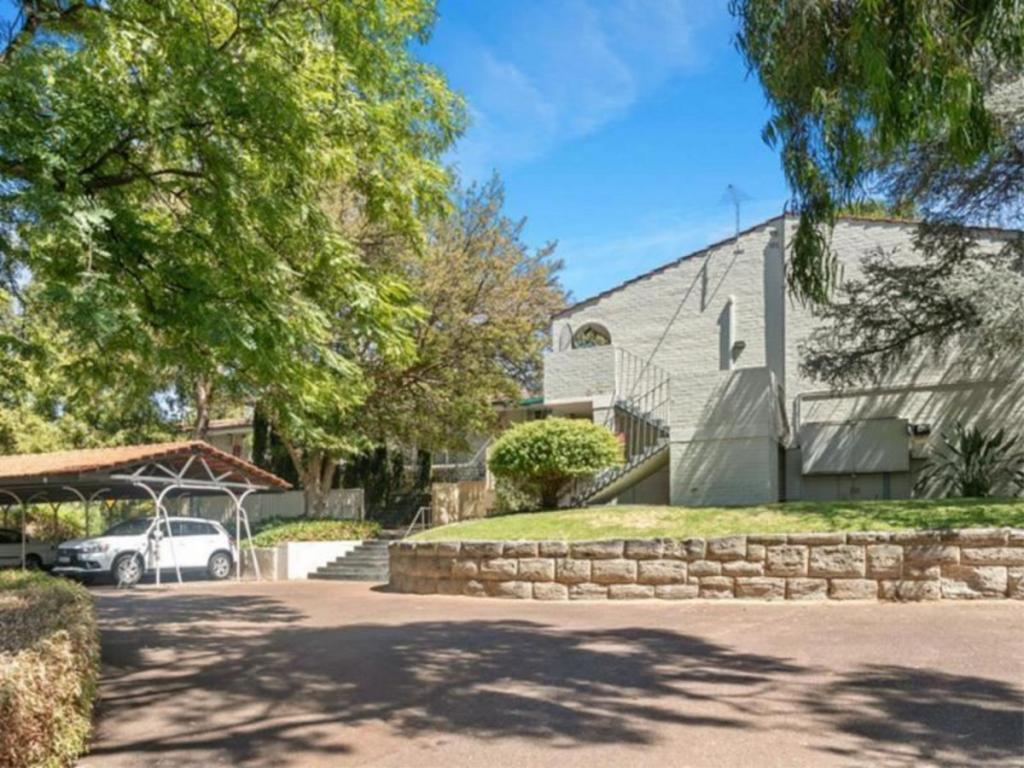 15/9 Freshwater Pde, Claremont, WA 6010
