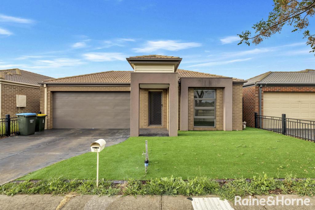 18 KINGBIRD AVE, TARNEIT, VIC 3029