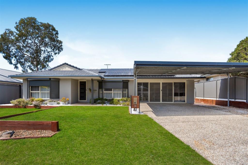 15 MANNIX PL, FOREST LAKE, QLD 4078