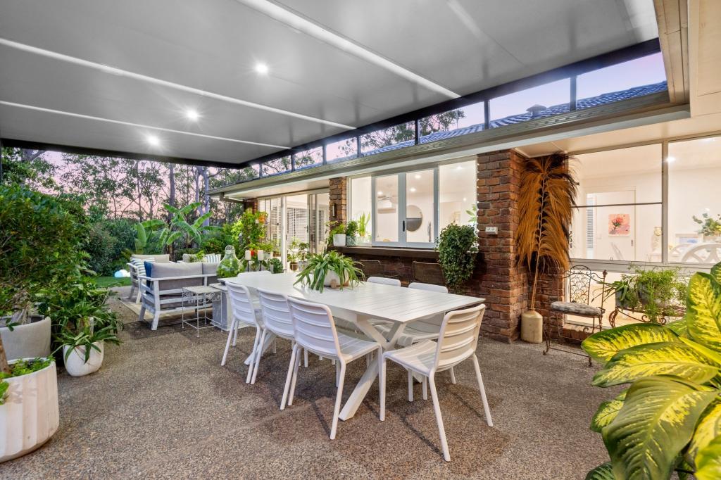 22 Helisma Ct, Mount Warren Park, QLD 4207