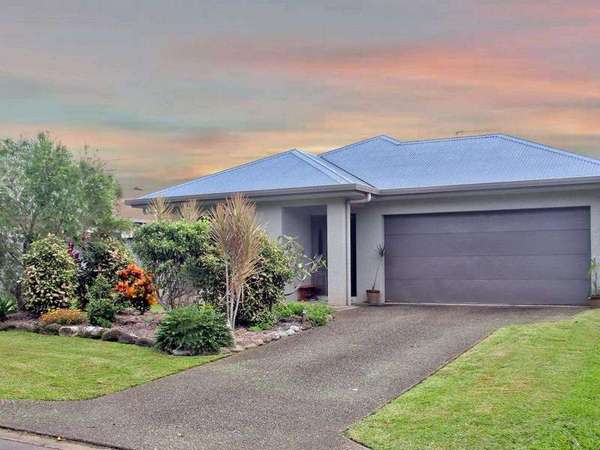 8 Derrick St, Redlynch, QLD 4870