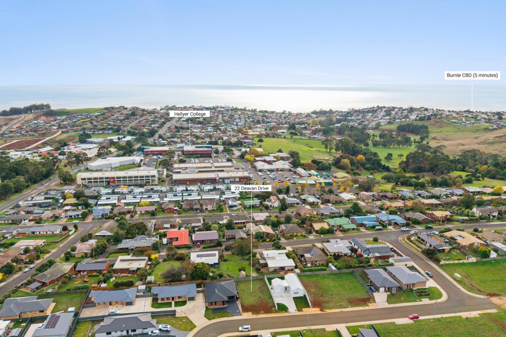 22 DEAVAN DR, SHOREWELL PARK, TAS 7320
