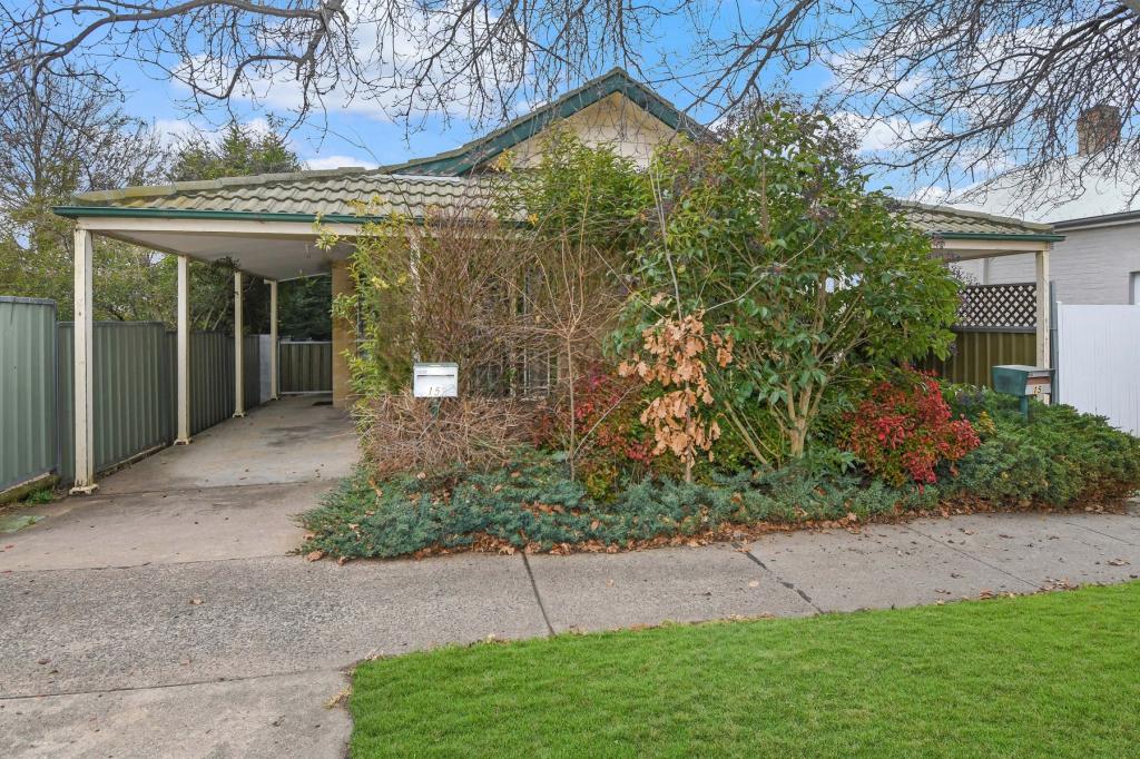 2/15 Rocket St, Bathurst, NSW 2795