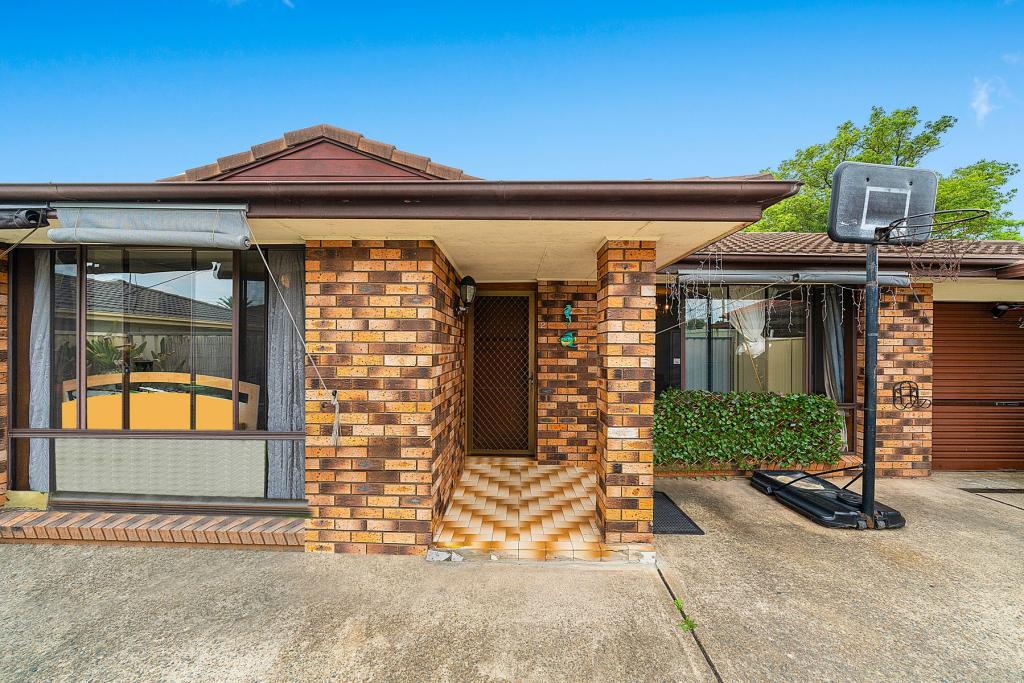 2 Lals Pde, Fairfield East, NSW 2165