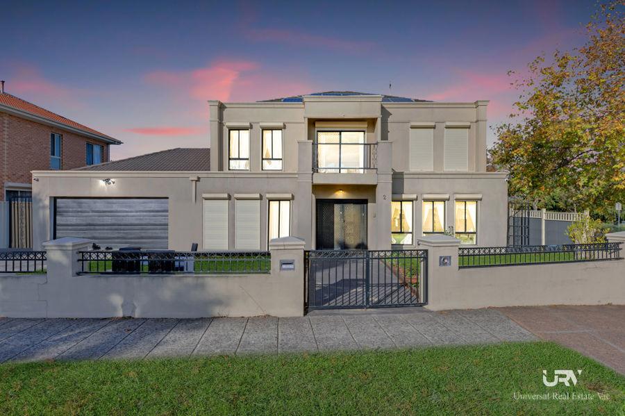 2 GOLFVIEW DRIVE, CRAIGIEBURN, VIC 3064