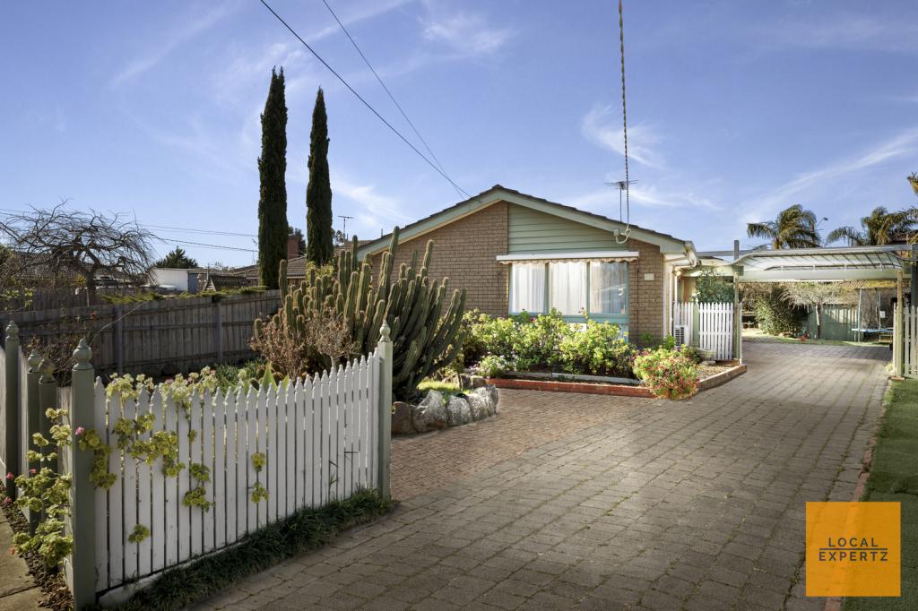 21 Francis St, Melton South, VIC 3338