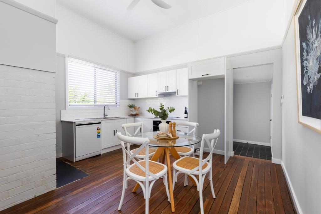 84 Hospital Rd, Dungog, NSW 2420