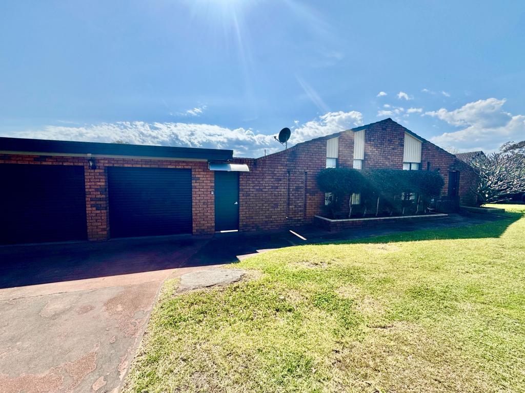 23 Castle Glen, North Nowra, NSW 2541