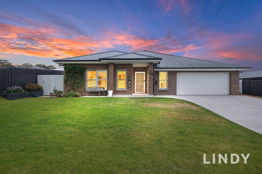 54 Dimmock St, Hunterview, NSW 2330