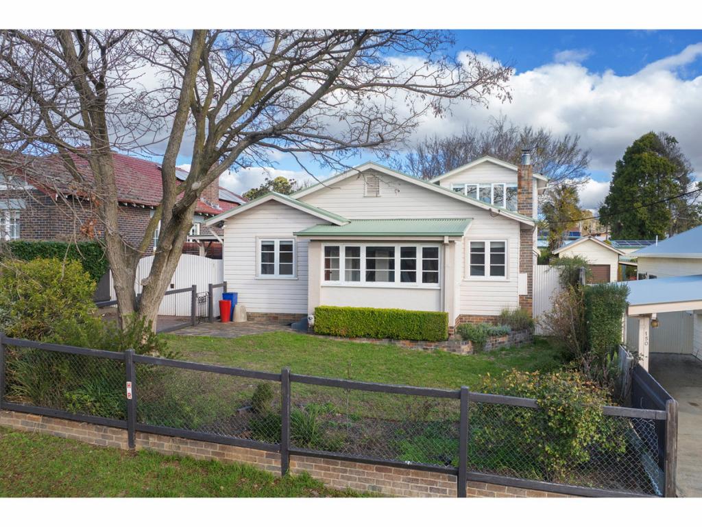 146 Mossman St, Armidale, NSW 2350