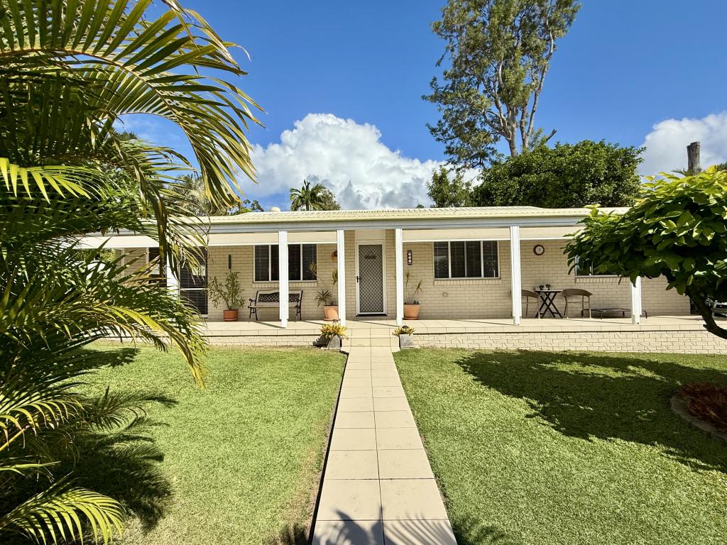 2 Top St, Torquay, QLD 4655