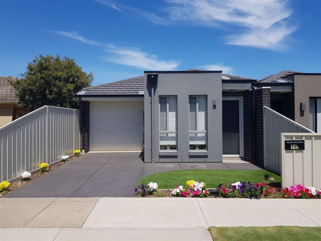 34B GUTHRIE RD, CHRISTIES BEACH, SA 5165