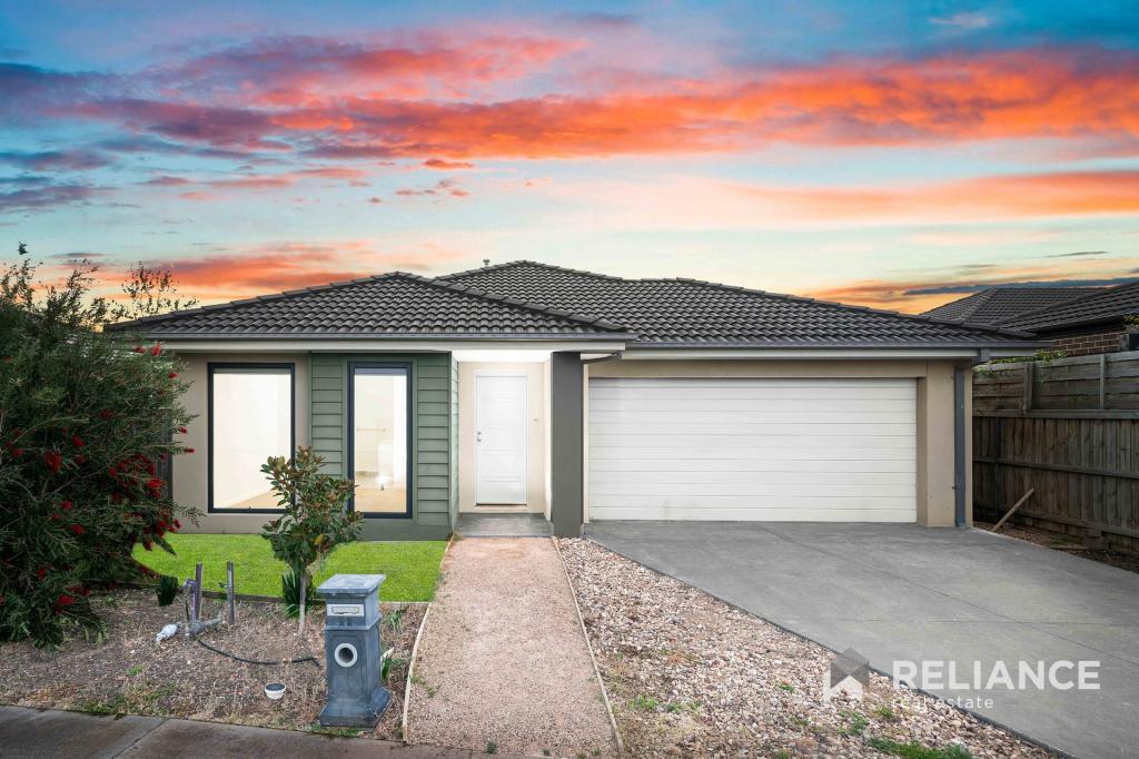 17 Stately Ave, Wyndham Vale, VIC 3024