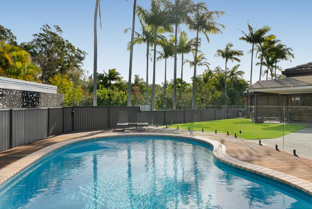 10 Glen Eagles Dr, Robina, QLD 4226