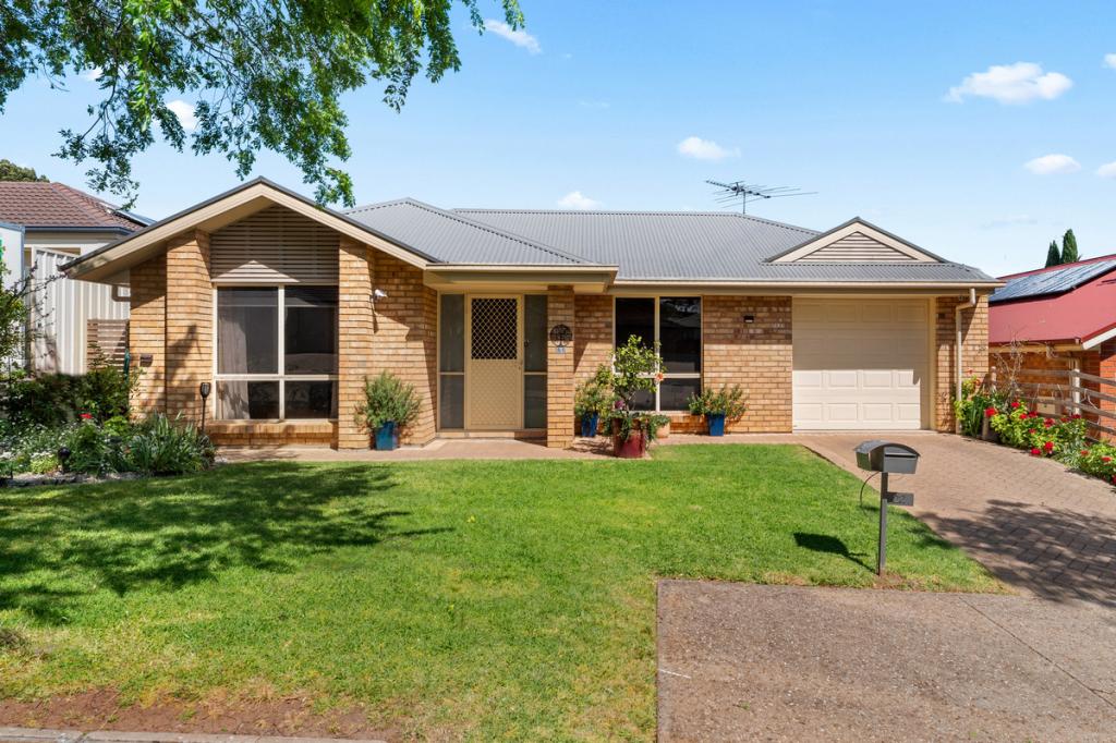22 Antonio St, Huntfield Heights, SA 5163