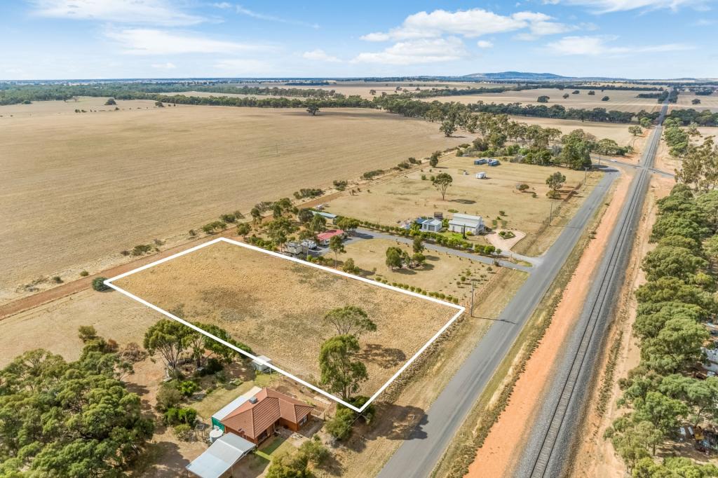 13 Gunyah Flat Rd, Charlton, VIC 3525