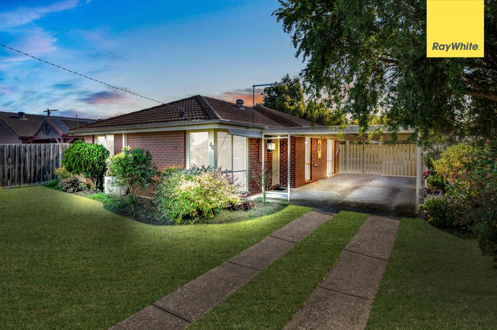 44 Bernard Dr, Melton South, VIC 3338