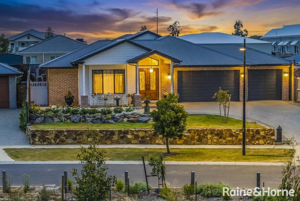 9 Richey Prom, Gisborne, VIC 3437
