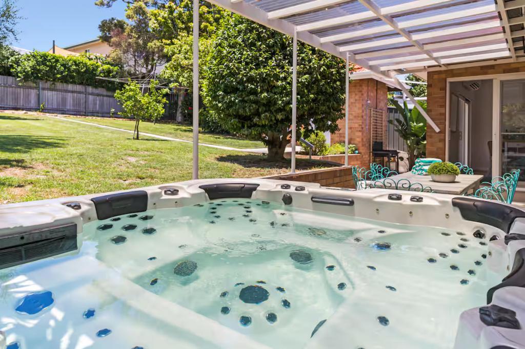 24 Tomaree Rd, Shoal Bay, NSW 2315