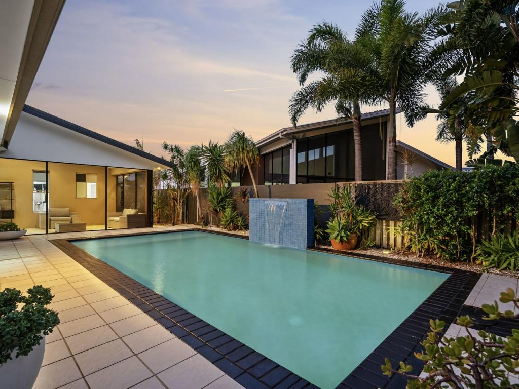 27 BUCANEER WAY, COOMERA, QLD 4209